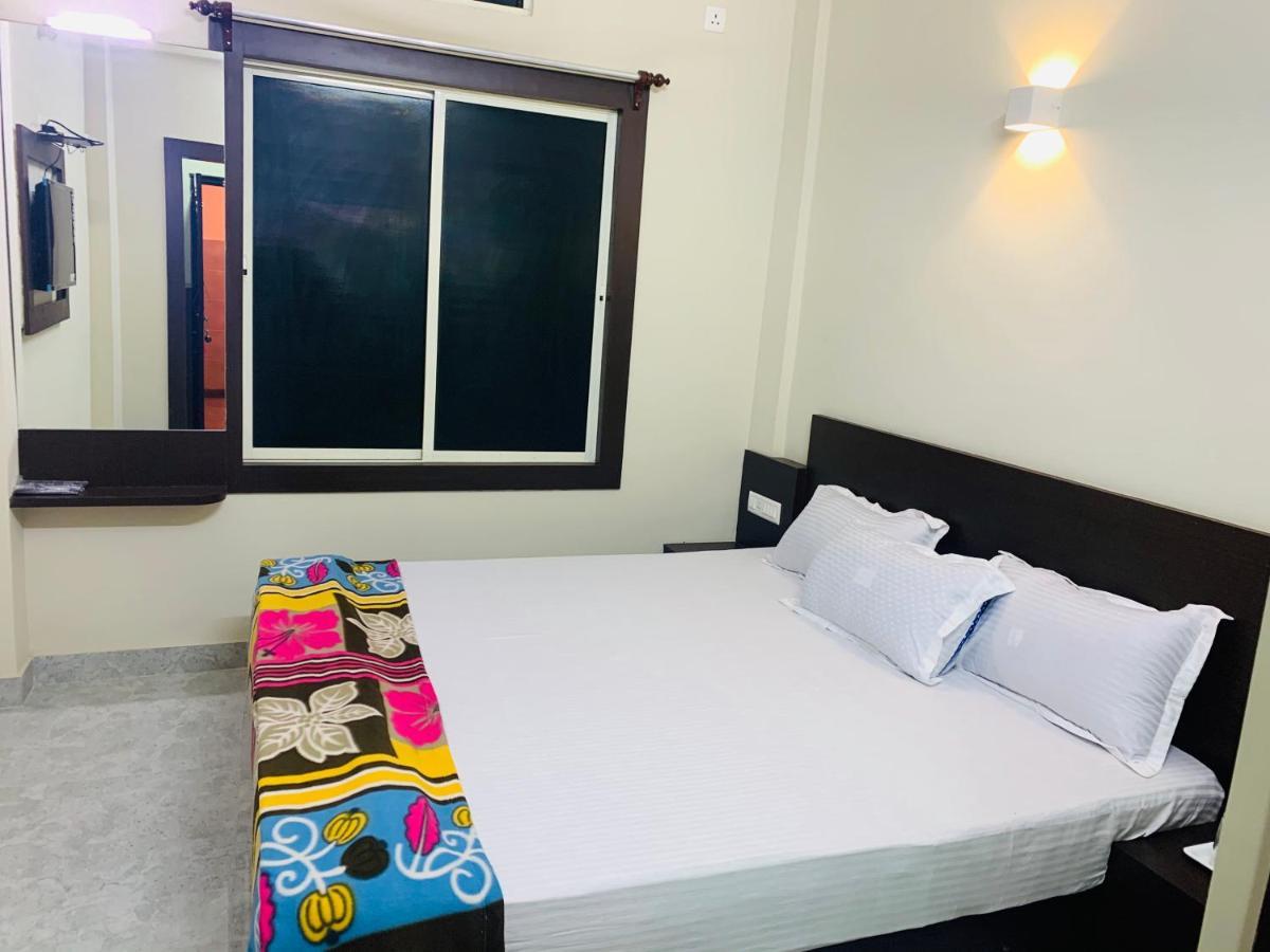 بوري Strategic Inn المظهر الخارجي الصورة